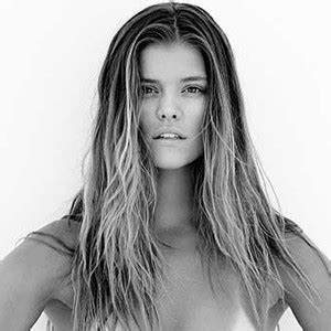 nina adgel nudes|Nina Agdal Nude Photos & Naked Sex Videos